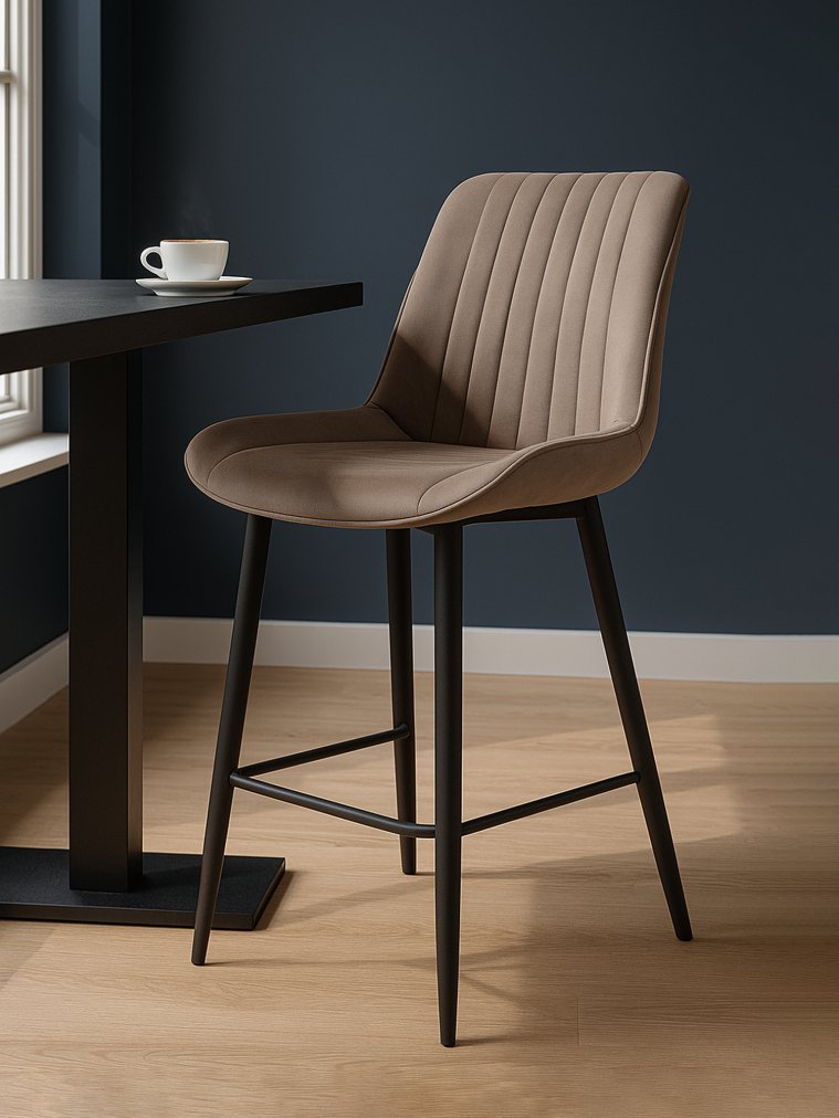 Полубарный стул Вейв латте / черный Полубарный стул Вейв латте / черный