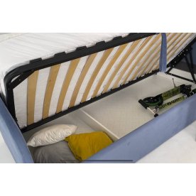 Тахта Квест