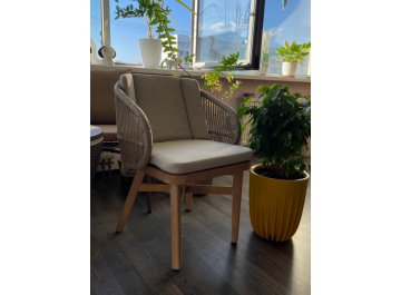 Кресло обеденное деревянное с подушками Mali натуральный