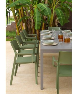 Кресло пластиковое Trill Armchair