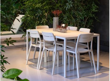 Стул пластиковый Cassia Bistrot бежевый