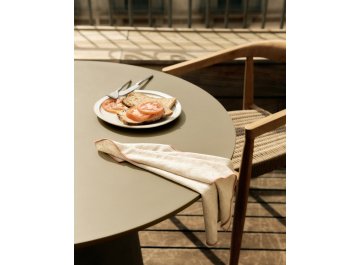 Столик журнальный садовый Itai