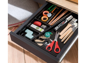 Письменный стол детский Black