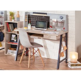 Письменный стол детский Trio