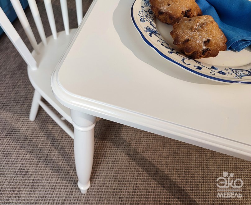 Деревянный стол Альянс 72х72x75 белая эмаль