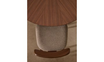 Деревянный стол Naanim