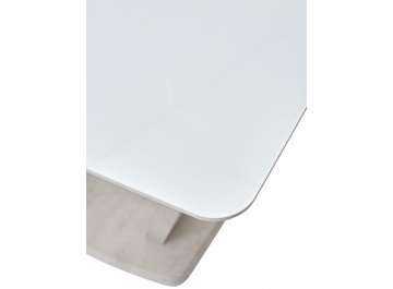 Стеклянный стол Прага