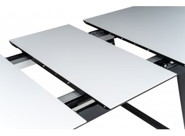 Стеклянный стол Роналдо