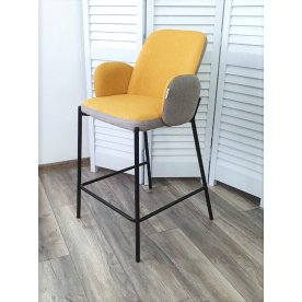 Полубарный стул Nyx