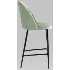 Полубарный стул Закур