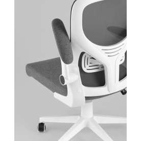 Компьютерное кресло Airone