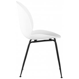 Пластиковый стул Карт