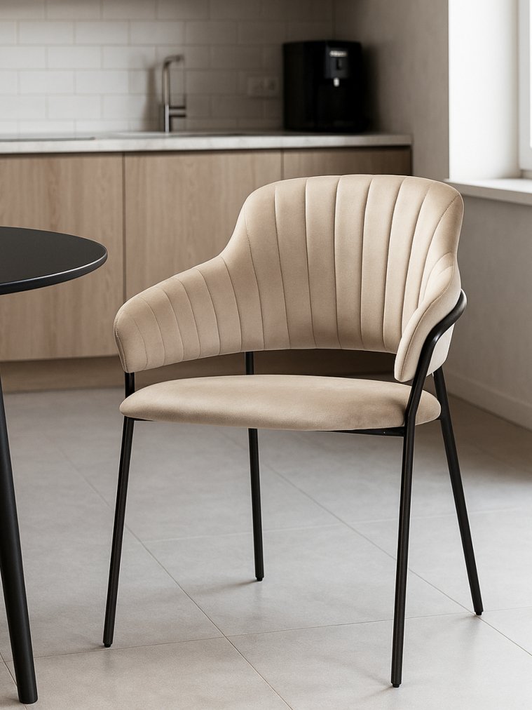 Стул на металлокаркасе Инклес дымчатый / черный глянец