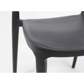 Пластиковый стул Olaf