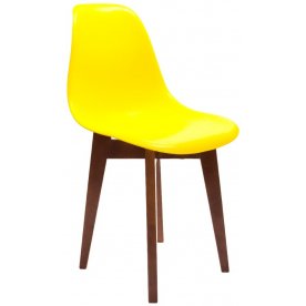 Пластиковый стул Сашш