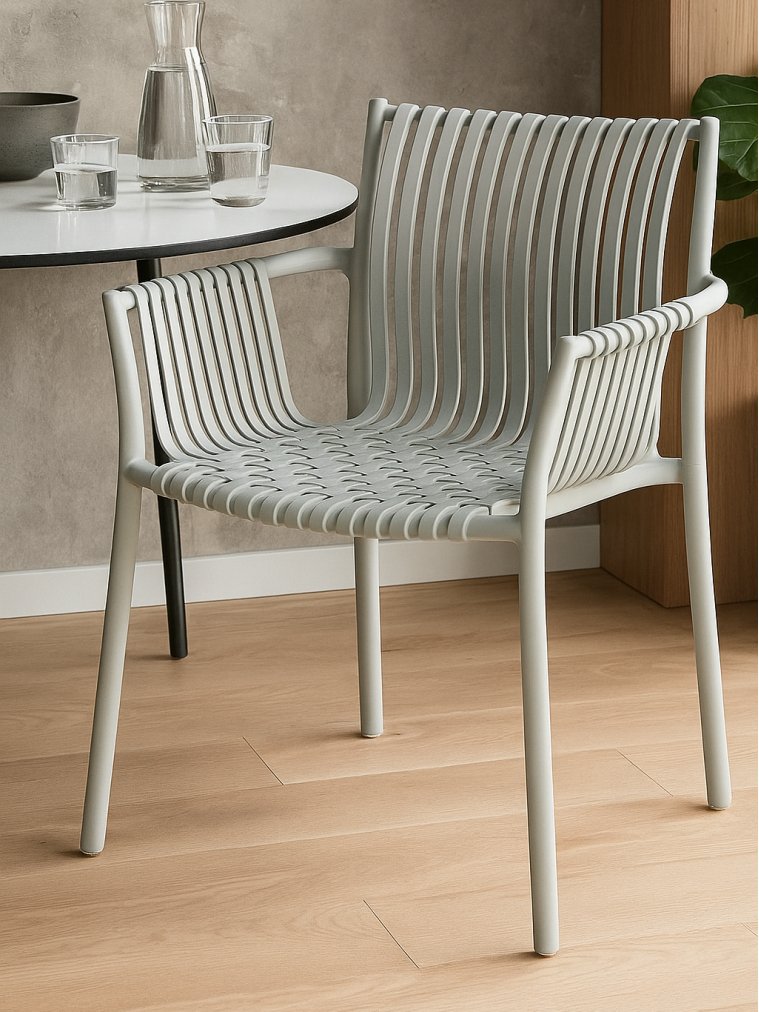 Пластиковый стул K492 серый