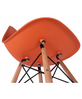 Пластиковый стул Eames