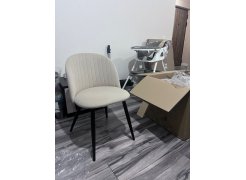 Стул на металлокаркасе Gabi 1 бежевый / черный с серебряными наконечниками фото покупателя 612