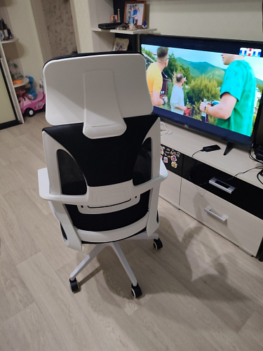 Компьютерное кресло Golem dark gray / white фото покупателя 36