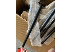 Стул на металлокаркасе Gabi 1 бежевый / черный с серебряными наконечниками фото покупателя 342