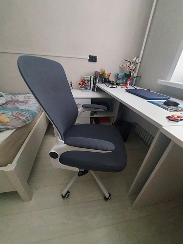 Компьютерное кресло Konfi dark gray / pink / white фото покупателя 19