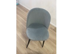 Стул на металлокаркасе Gabi 1 бежевый / черный с серебряными наконечниками фото покупателя 711