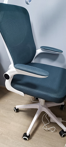 Компьютерное кресло Konfi light gray / white фото покупателя 225