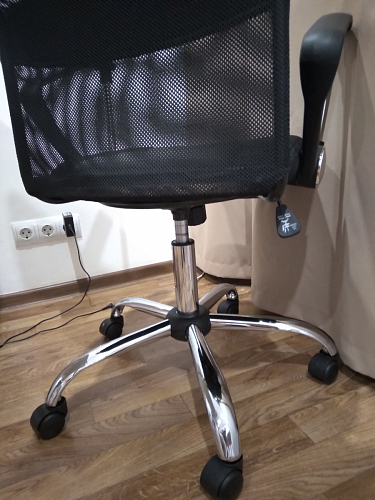 Компьютерное кресло ARANO черное фото покупателя 304