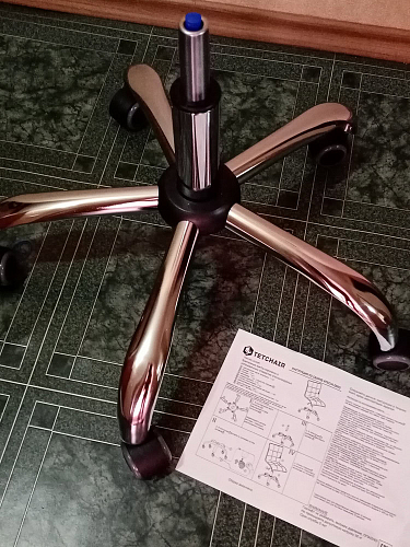 Офисное кресло Zero белый фото покупателя 40