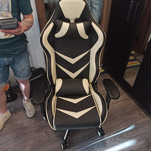 Компьютерное кресло Racer черное / оранжевое фото покупателя 123