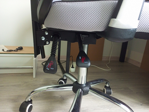 Компьютерное кресло Lody 1 фиолетовое / черное фото покупателя 14