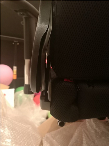 Компьютерное кресло Kano черное / красное фото покупателя 36