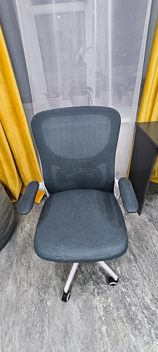 Компьютерное кресло Konfi dark gray / pink / white фото покупателя 109