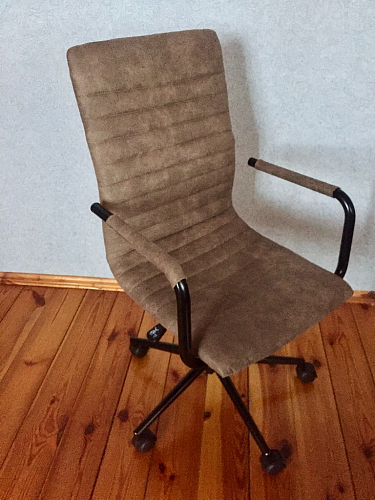 Компьютерное кресло Midl arm коричневое фото покупателя 1