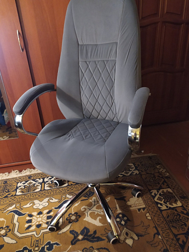 Компьютерное кресло Aragon белое фото покупателя 244