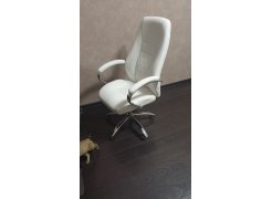 Компьютерное кресло Aragon белое фото покупателя 39