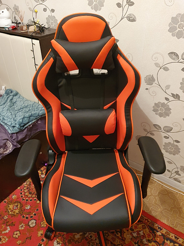 Компьютерное кресло Racer черное / бежевое фото покупателя 189