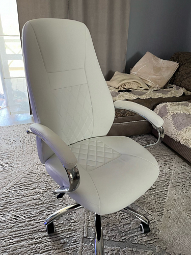 Компьютерное кресло Aragon белое фото покупателя 136