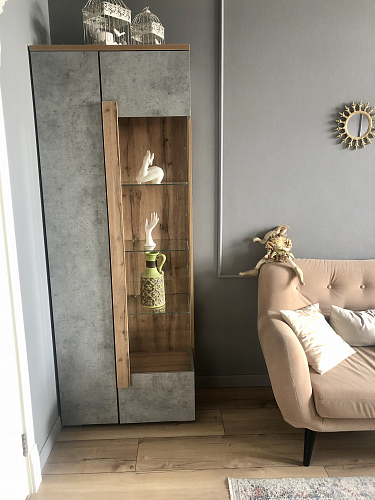 Витрина Куба 1701.М4 дуб сонома / белый глянец фото покупателя 3