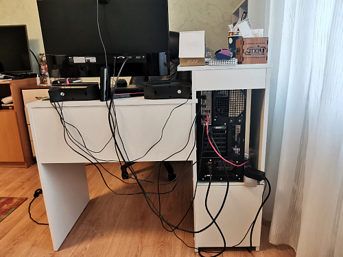 Стол компьютерный Джаз-24 правый белый фото покупателя 29