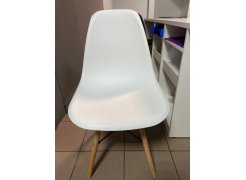 Пластиковый стул Eames PC-015 зеленый  - Уцененный экземпляр фото покупателя 335