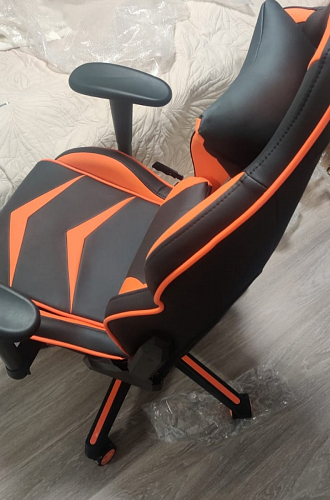 Компьютерное кресло Racer черное / оранжевое фото покупателя 42