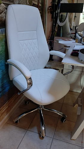 Компьютерное кресло Aragon белое фото покупателя 112