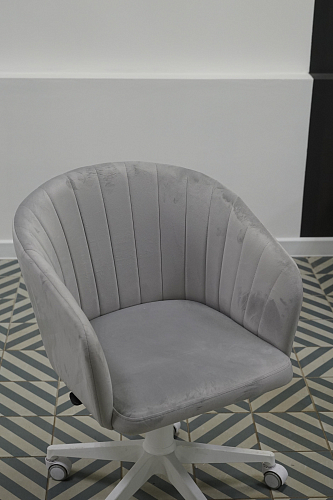 Компьютерное кресло Тибо сиреневый из шоурума 1