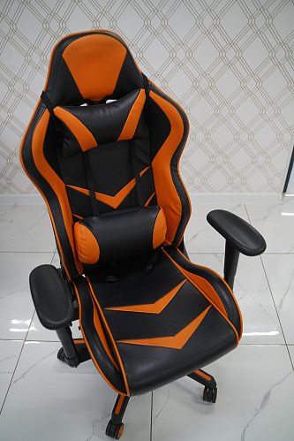 Компьютерное кресло Racer черное / бежевое из шоурума 4