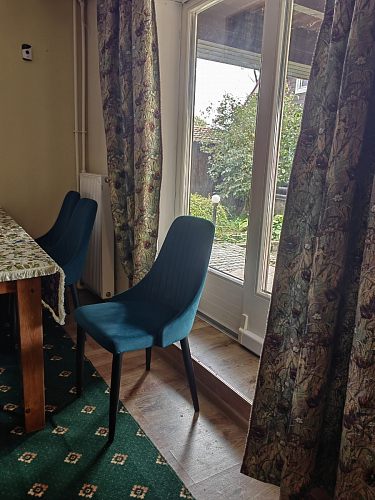 Стул на металлокаркасе Kora green / black фото покупателя 382