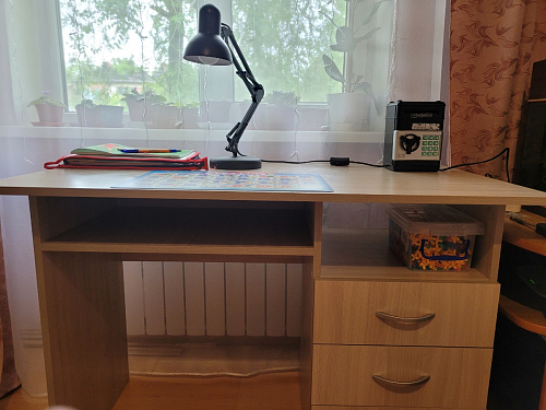 Стол письменный Бриз МДФ волна лайм / ясень светлый фото покупателя 209