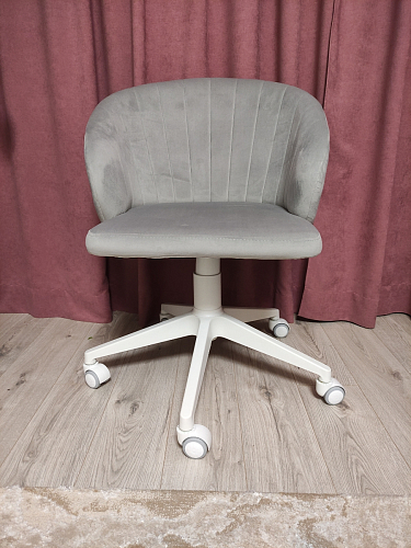 Компьютерное кресло Пард экокожа белый фото покупателя 61