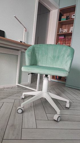 Компьютерное кресло Пард экокожа белый фото покупателя 88