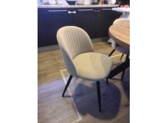 Стул на металлокаркасе Gabi 1 бежевый / черный с серебряными наконечниками фото покупателя 693